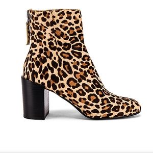 Dolce Vita Cyan leopard booties